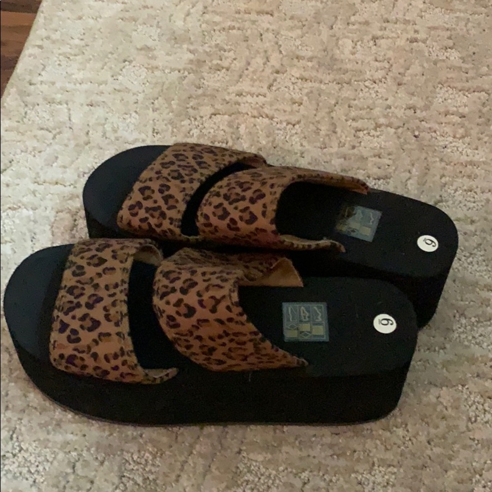 Urban outfitters platform Cheetah print sandals